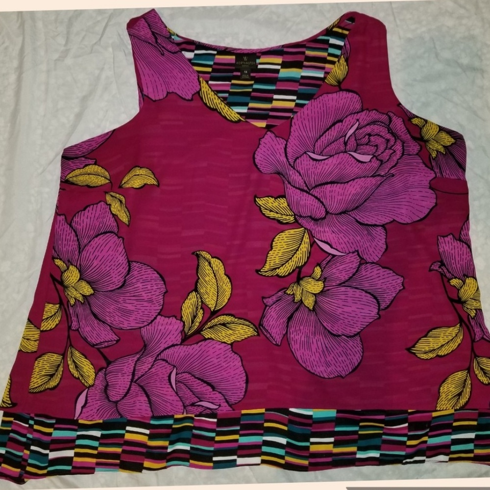 🤩HOST PICK🤩 Worthington Flower Print Top